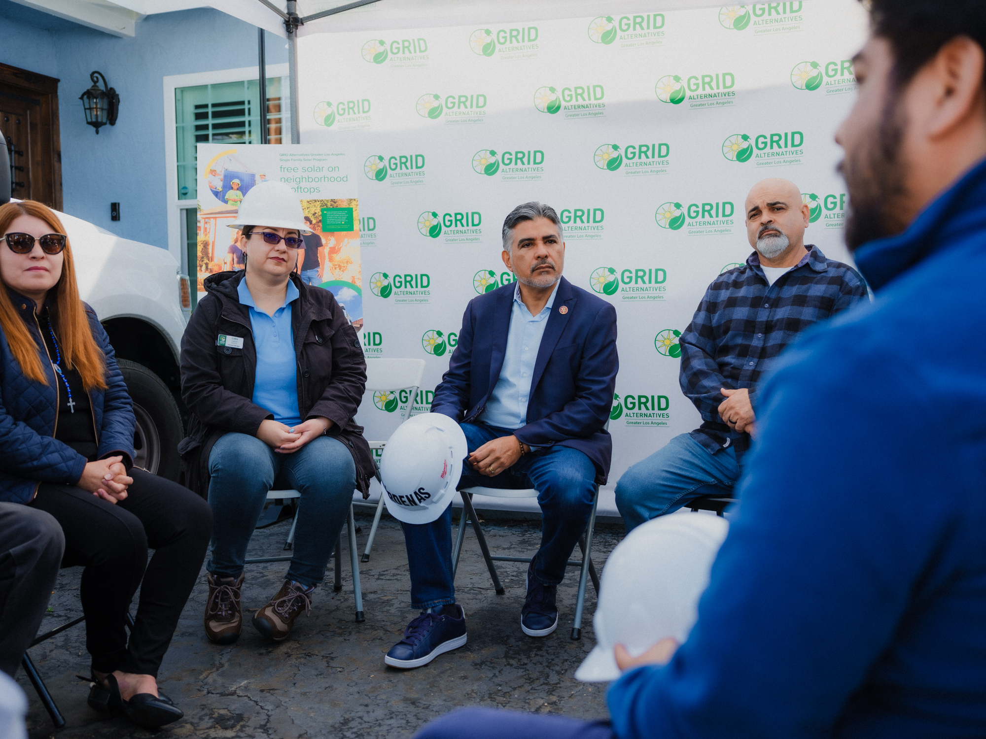 Congressman Tony Cárdenas visits a GRID GLA Solar Installation